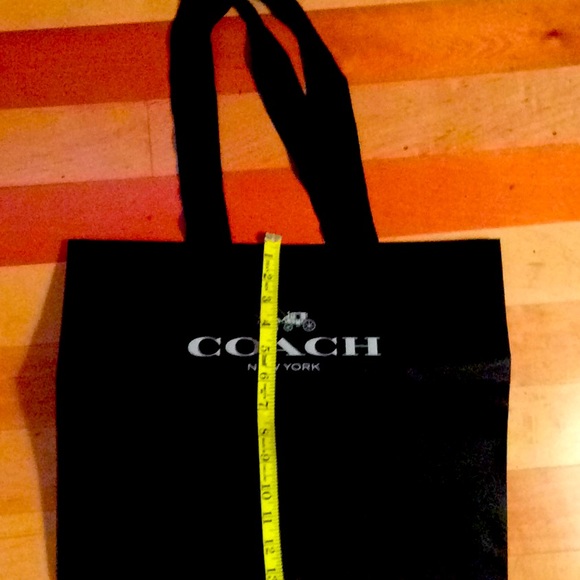 Coach Handbags - Sexy 🛍🛍 Black chocolate inside Coach bag offers*